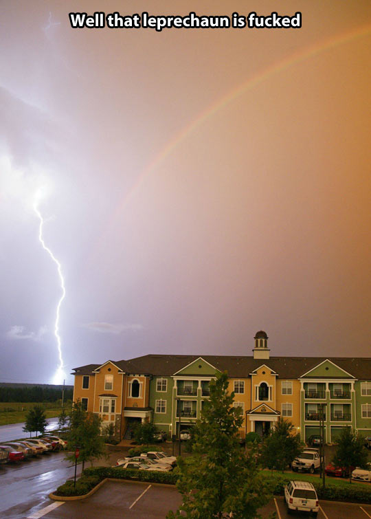 funny-picture-rainbow-leprechaun-thunder