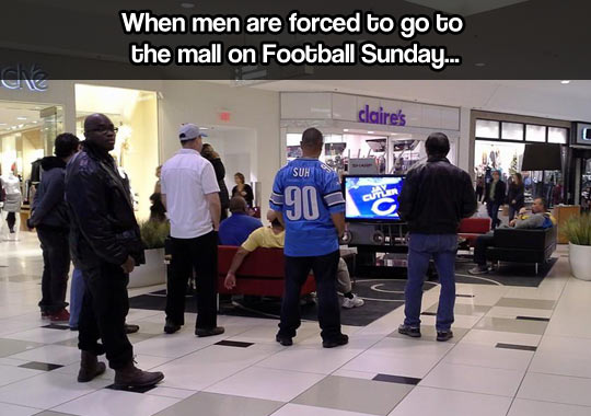 funny-picture-men-mall-football-tv-shopping