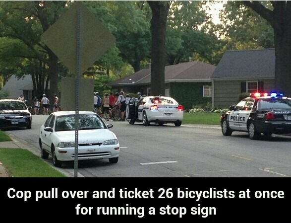 funny-picture-police-bicyclists