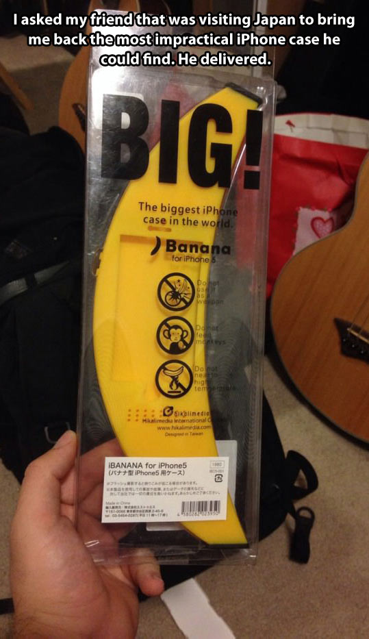 funny-picture-IPhone-banana-case-package