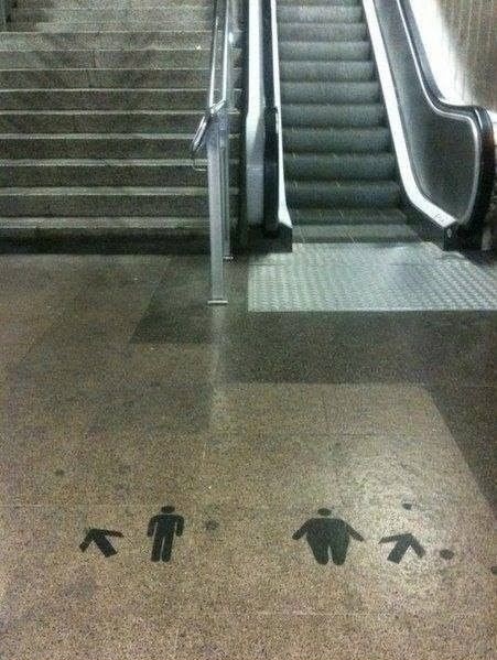 funny-picture-escalator-fat-people