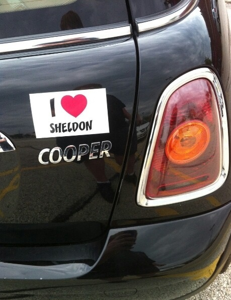 funny-picture-love-sheldon-cooper
