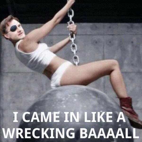 funny-picture-the-governor-wrecking-ball