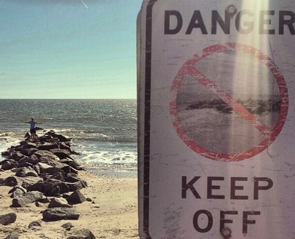 funny-picture-danger-sign