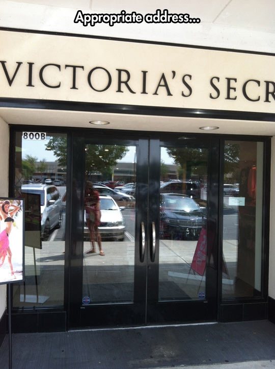 funny-picture-Victoria-Secret-store-address