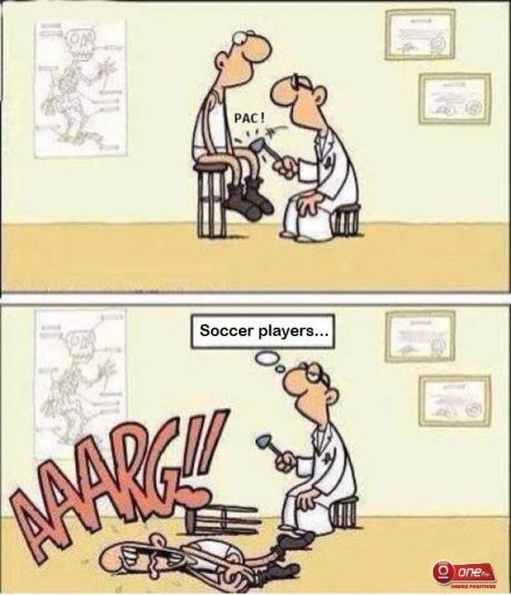 funny-picture-comics-doctor-soccer-players