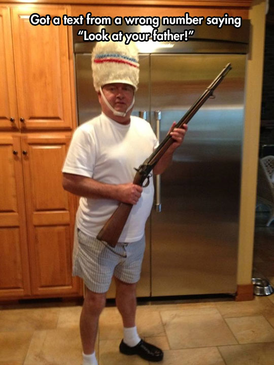 funny-picture-father-costume-soldier-weapon