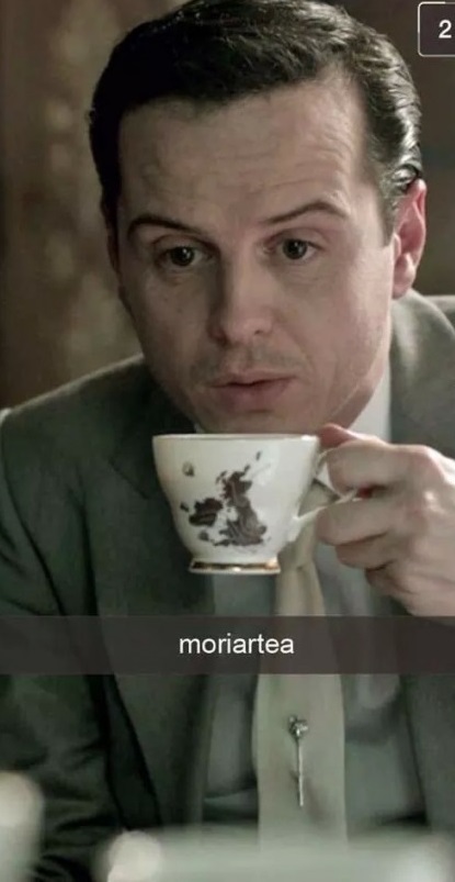 funny-sherlock-moriarty-tea