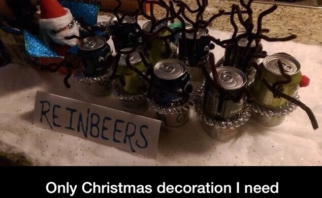 funny-reinbeers-christmas-decorations