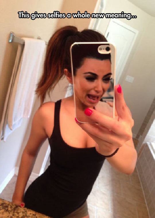 funny-phone-case-Kardashian-selfie