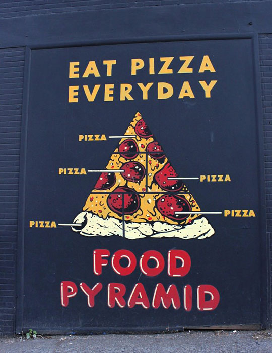 cool-food-pyramid-pizza-street