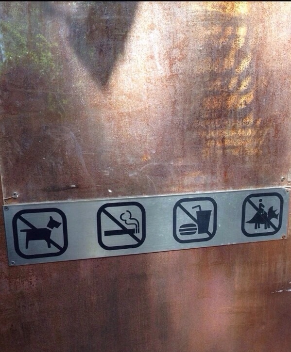 sign-no-smoking-dog