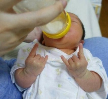 baby-milk-rock