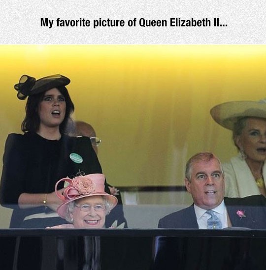 funny-Queen-Elizabeth-smiling-family