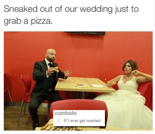 funny-married-couple-wedding-pizza