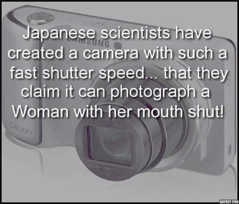 japanese-camera-women-mouth