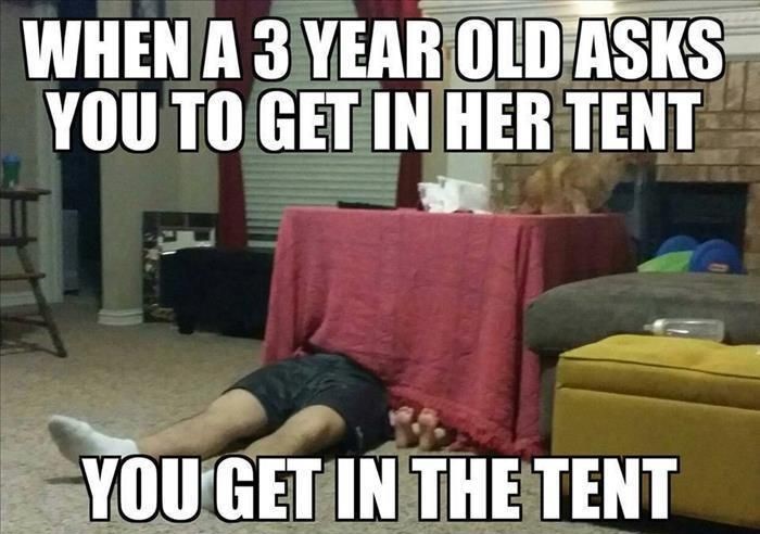 kids-tent-playing