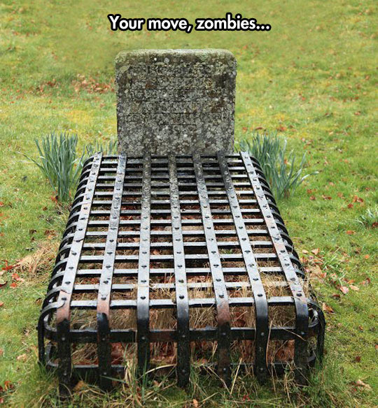 grave-cemetery-cage-zombie
