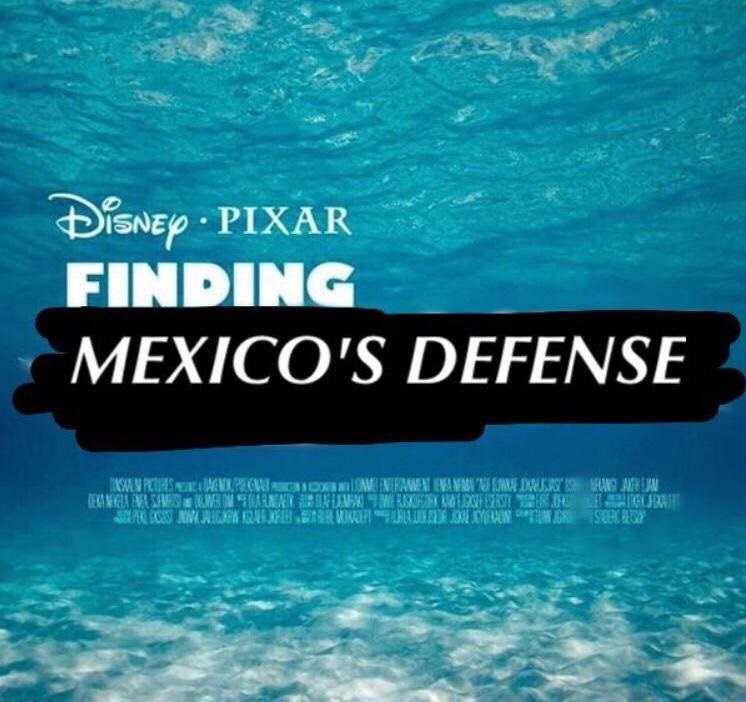 mexico-defence-football-fail