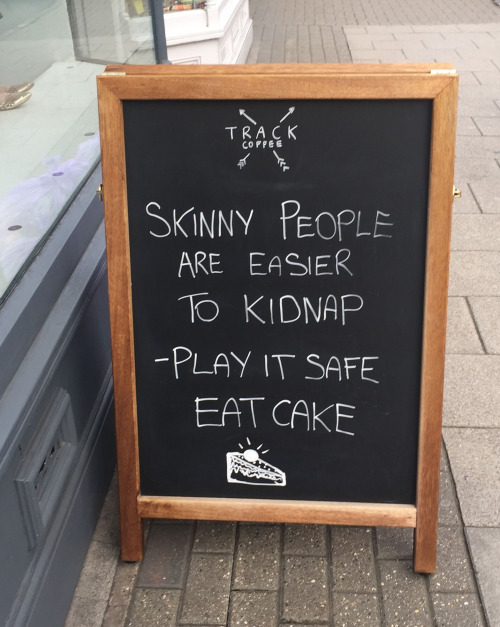 skinny-people-kidnap-cake
